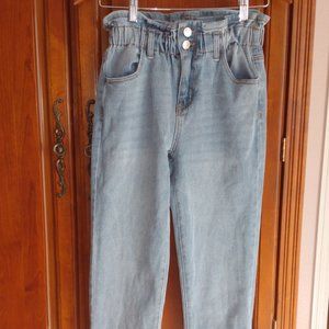 High Rise Ankle, Straight Fit REWIND (brand)  jeans Size 0/24W JUNIORS